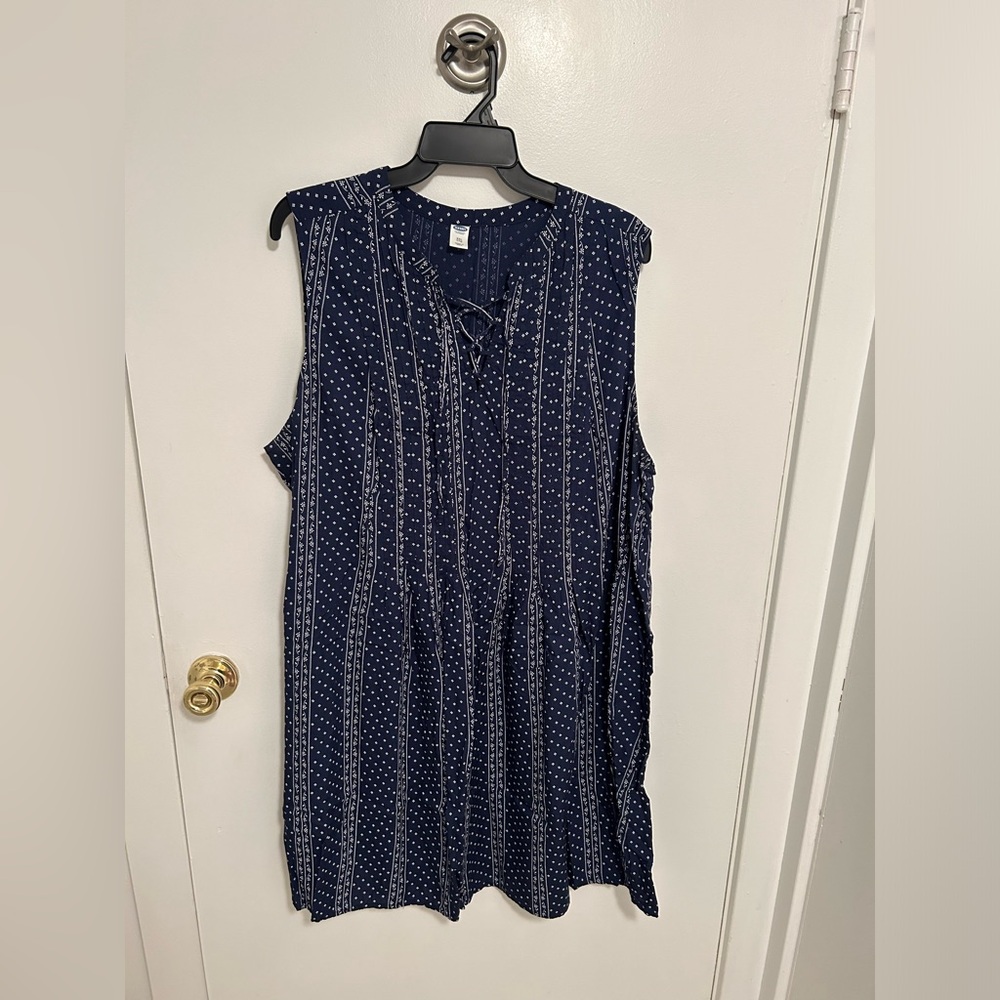 One Navy dress, size XXL